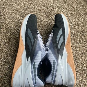 Barely used Reebok X3 shoes